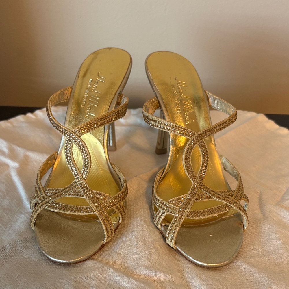 Sparkle ✨ Pelle Moda Gold Heels Size 5.5